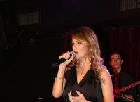 Δέσποινα Ολυμπίου: “Έχει πολλή πλάκα ο τρόπος που λειτουργεί η ελληνική κοινωνία”