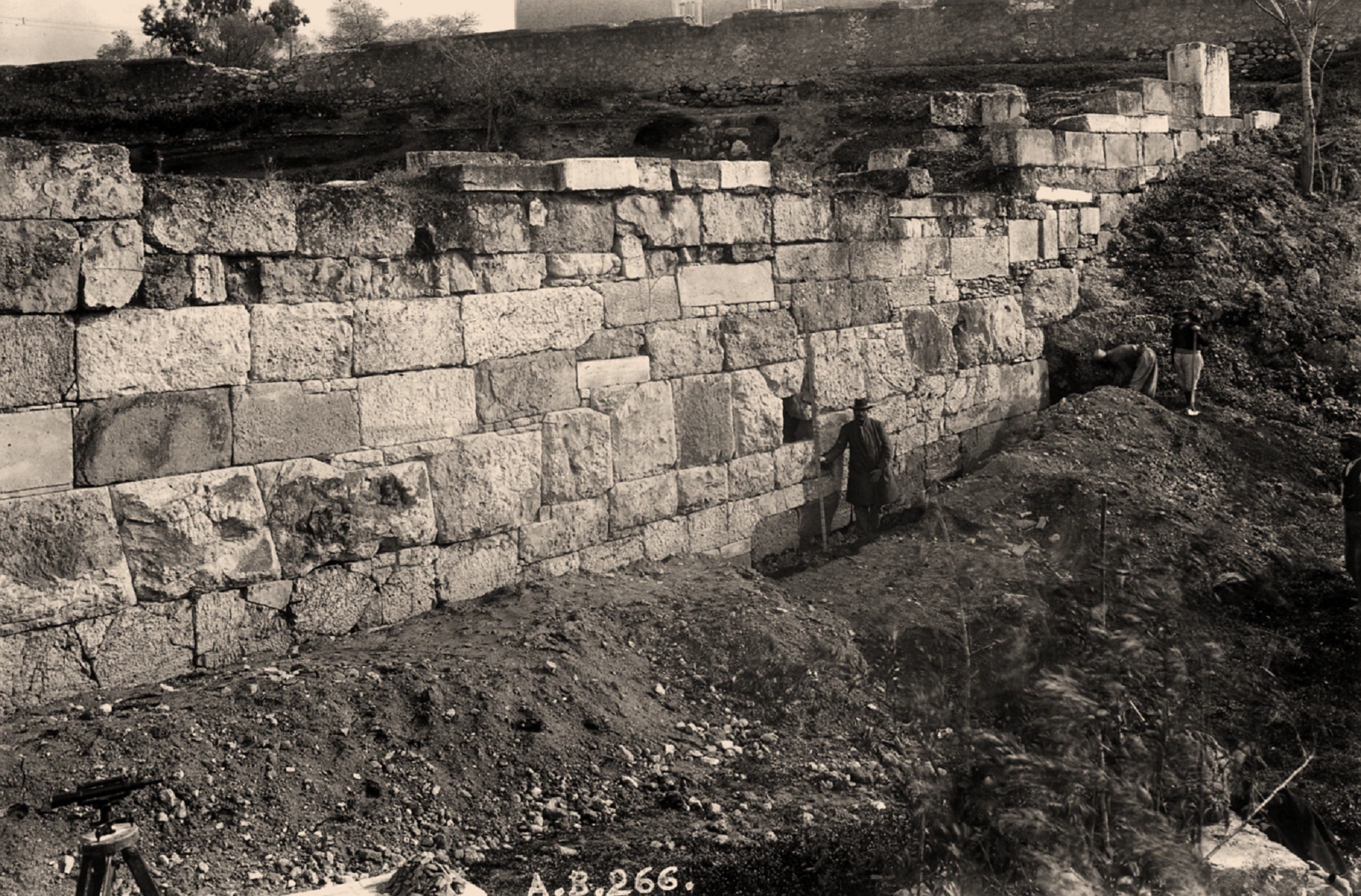 Walk the Wall Athens