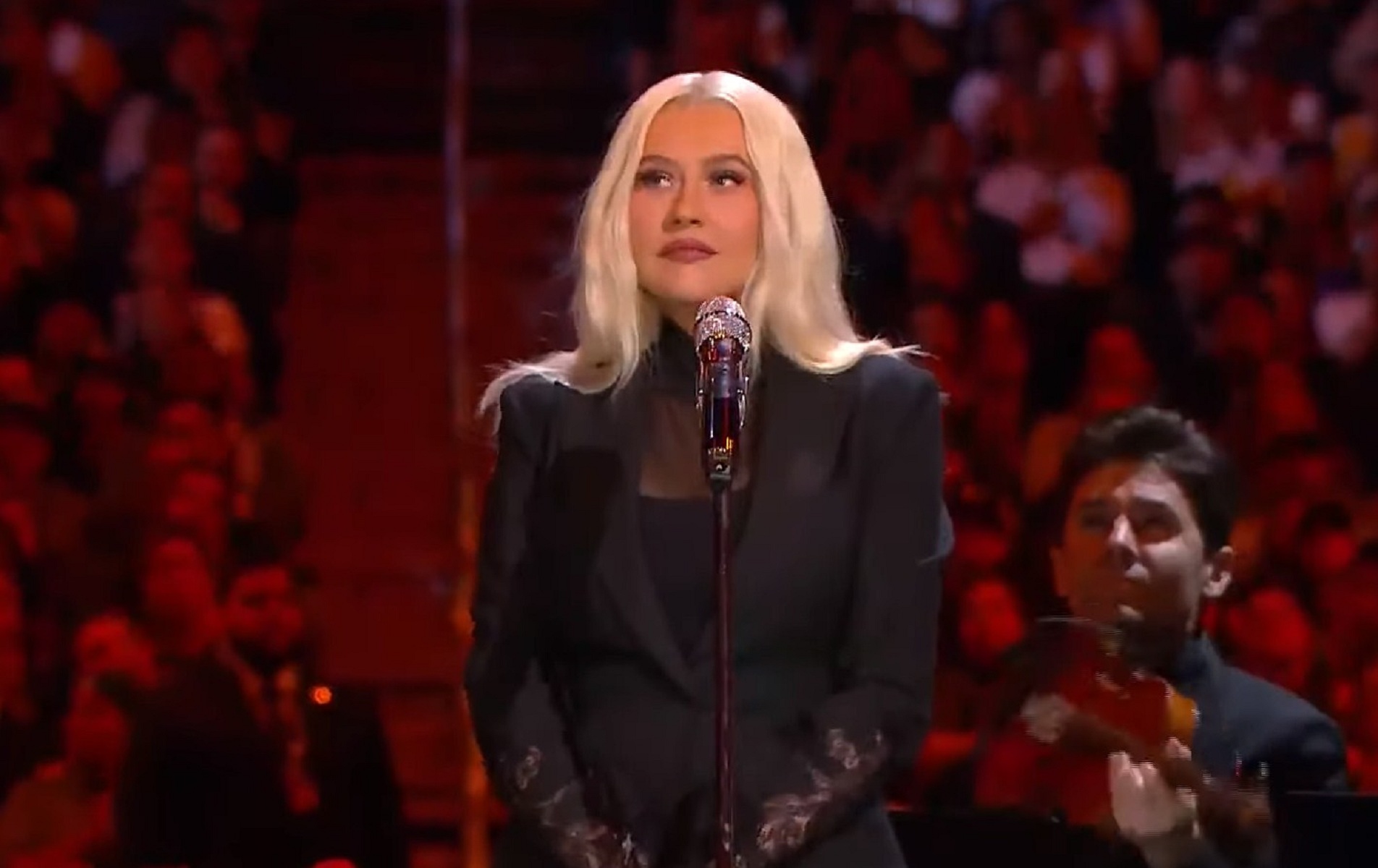 Christina Aguilera: Η συγκινητική ερμηνεία της προς τιμήν του Kobe Bryant