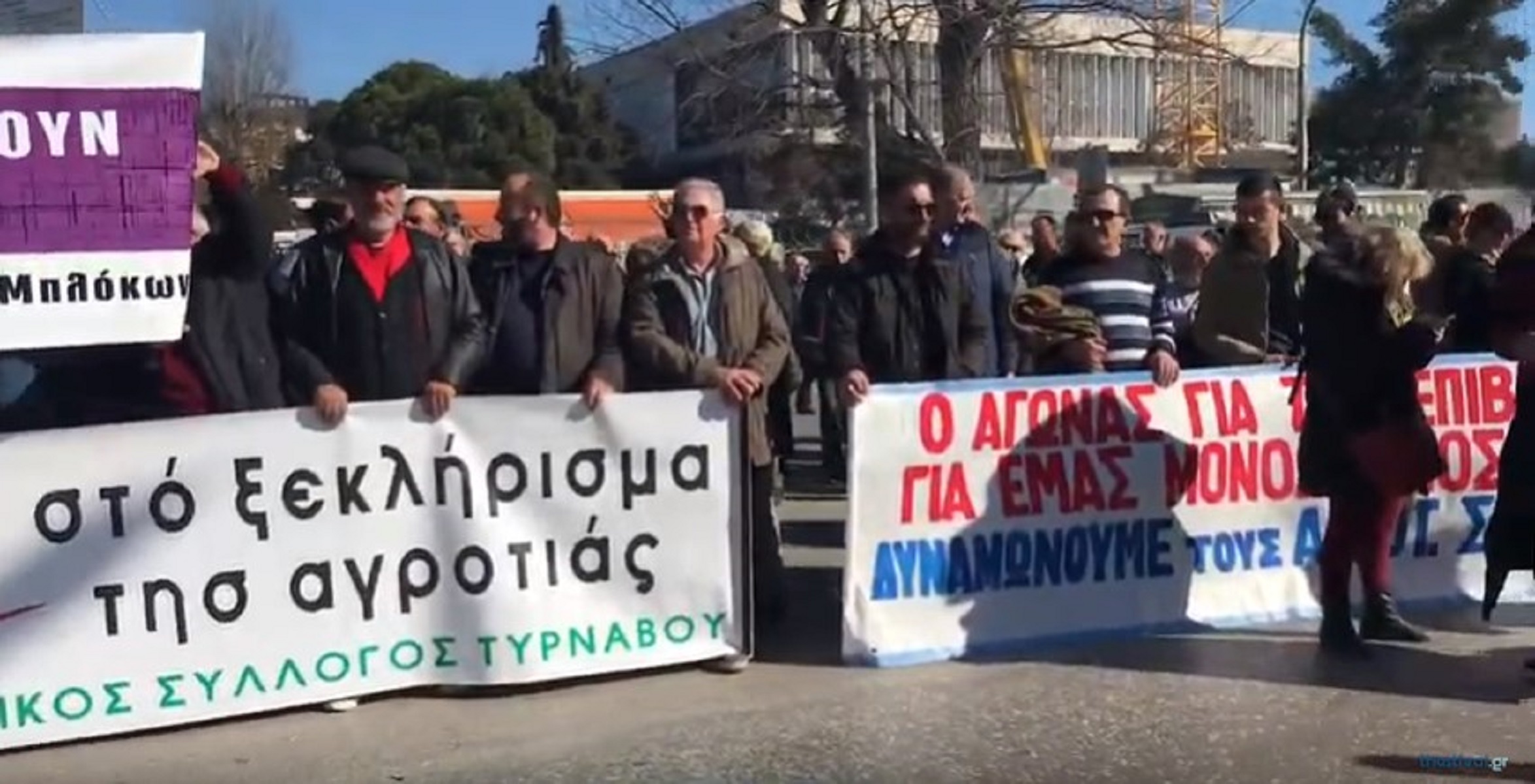 ΔΕΘ: Αγρότες απέκλεισαν την Εγνατία οδό – Ζητούν άμεσα λύσεις
