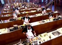 MasterChef επεισόδιο 16: Το κουτί μυστηρίου κρύβει εκπλήξεις MasterChef επεισόδιο 16: Το κουτί μυστηρίου κρύβει εκπλήξεις