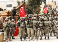 Συρία – Ιντλίμπ: Δύο Τούρκοι στρατιώτες νεκροί και άλλοι τρεις τραυματίες