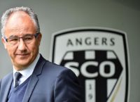 Γαλλία πρόεδρος ομάδας σεξουαλική επίθεση: Χειροπέδες στον πρόεδρο της Ανζέ