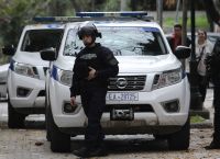 Απόδραση κρατουμένου: Δραπέτευσε από το αστυνομικό τμήμα Δάφνης με χειροπέδες στα χέρια Απόδραση κρατουμένου: Δραπέτευσε από το αστυνομικό τμήμα Δάφνης με χειροπέδες στα χέρια