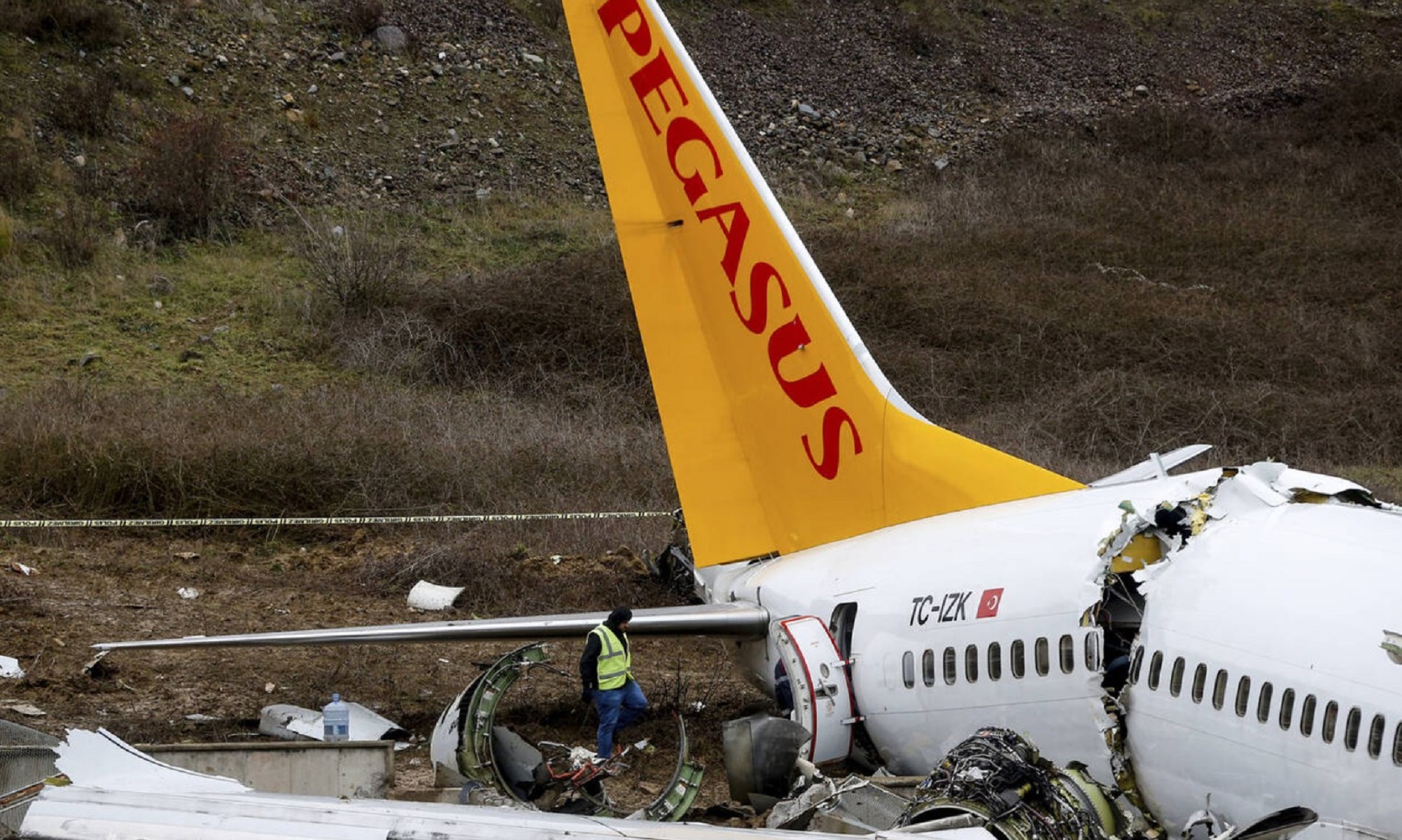 Boeing Κωνσταντινούπολη: Σοκαριστικές εικόνες μέσα από το αεροπλάνο [vids]