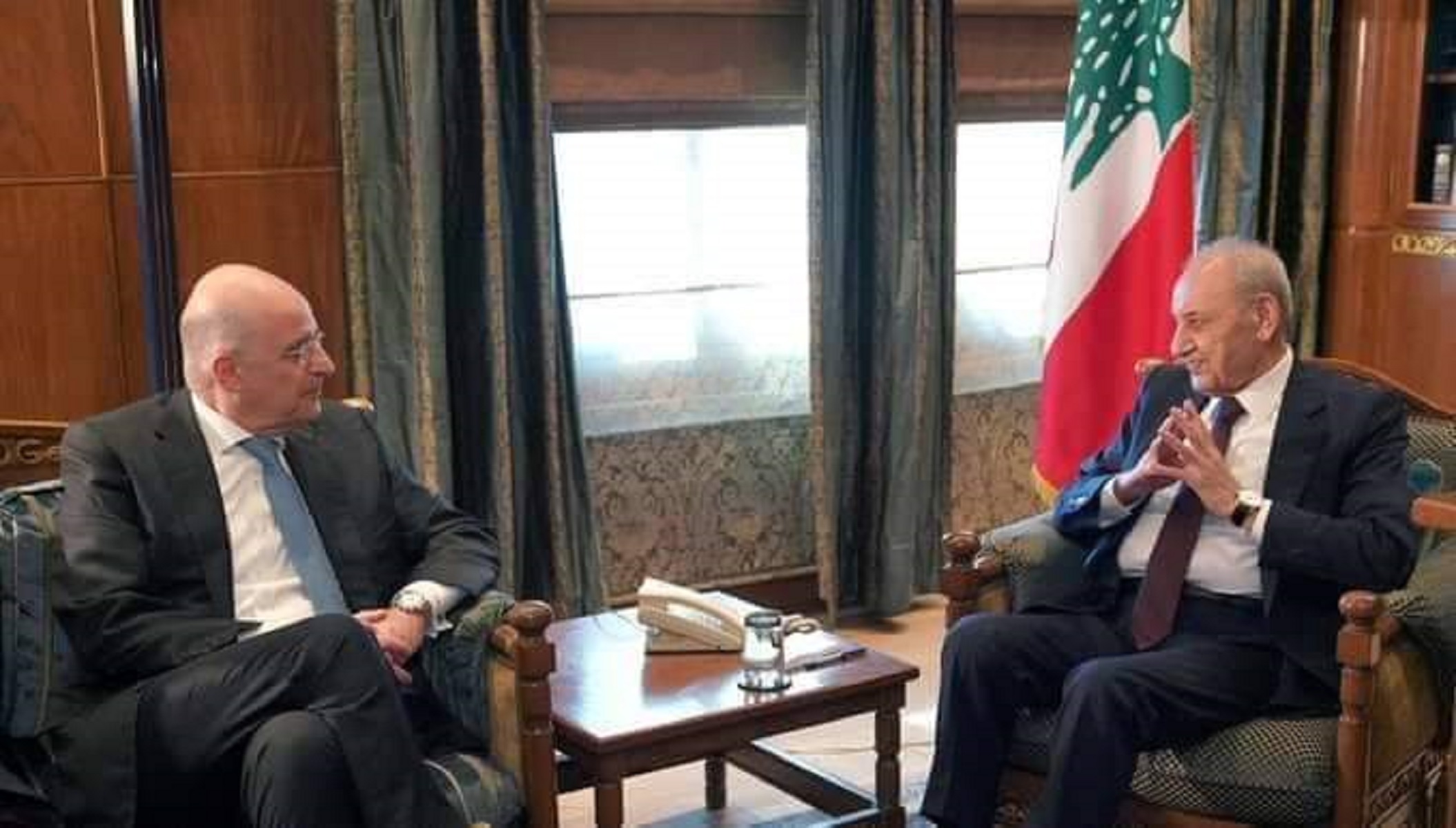 Νίκος Δένδιας από Λίβανο: Προτεραιότητα είναι η παύση των εχθροπραξιών στη Λιβύη