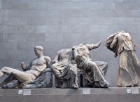 Sunday Times: «Μπόρις Τζόνσον να επιστρέψεις τα γλυπτά του Παρθενώνα στην Αθήνα γιατί εκεί ανήκουν»