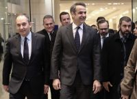 Άσε, που να μπλέκεις με τον Σαμαρά Άσε, που να μπλέκεις με τον Σαμαρά