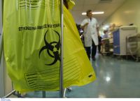 Κορωνοϊός: Δεν έχει ελεγχθεί για τον ιό ο Ελληνοαμερικανός που βρίσκεται στο κρουαζιερόπλοιο