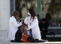 Κορωνοϊός Ελλάδα: Ανοικτό το ενδεχόμενο να λειτουργήσει τριψήφιος αριθμός για τον ιό Κορωνοϊός Ελλάδα: Ανοικτό το ενδεχόμενο να λειτουργήσει τριψήφιος αριθμός για τον ιό