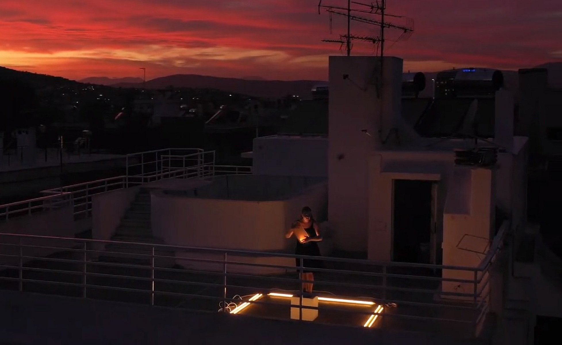 Η “Κρεατόπιτα” στο θέατρο Αλκμήνη: Το νέο έργο της Αγγελικής Δαρλάση