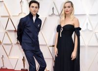 Oscar 2020 Red Carpet: Τι φόρεσαν οι stars στο «κόκκινο χαλί» Oscar 2020 Red Carpet: Τι φόρεσαν οι stars στο «κόκκινο χαλί»