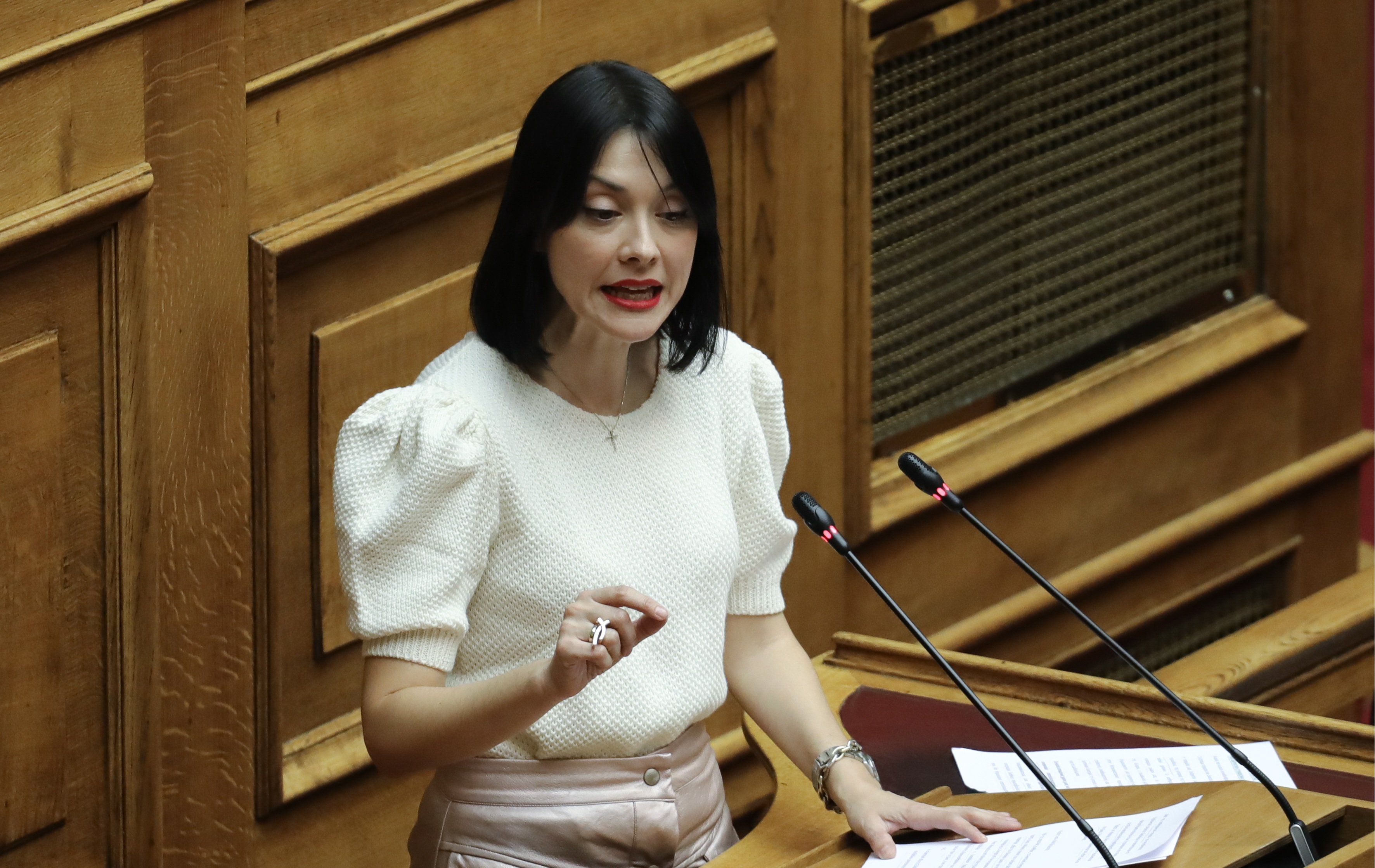 Επιστολή – φωτιά της Νάντιας Γιαννακοπούλου στην Φώφη Γεννηματά για τη λειτουργία του ΚΙΝΑΛ