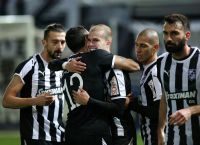 ΟΦΗ πρόκριση στα play offs: Το ξέφρενο πάρτι και τα συλλεκτικά μπλουζάκια ΟΦΗ πρόκριση στα play offs: Το ξέφρενο πάρτι και τα συλλεκτικά μπλουζάκια