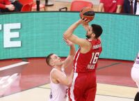 Κώστας Παπανικολάου Μακάμπι: Τον θέλει στην ομάδα ο Σφαιρόπουλος Κώστας Παπανικολάου Μακάμπι: Τον θέλει στην ομάδα ο Σφαιρόπουλος