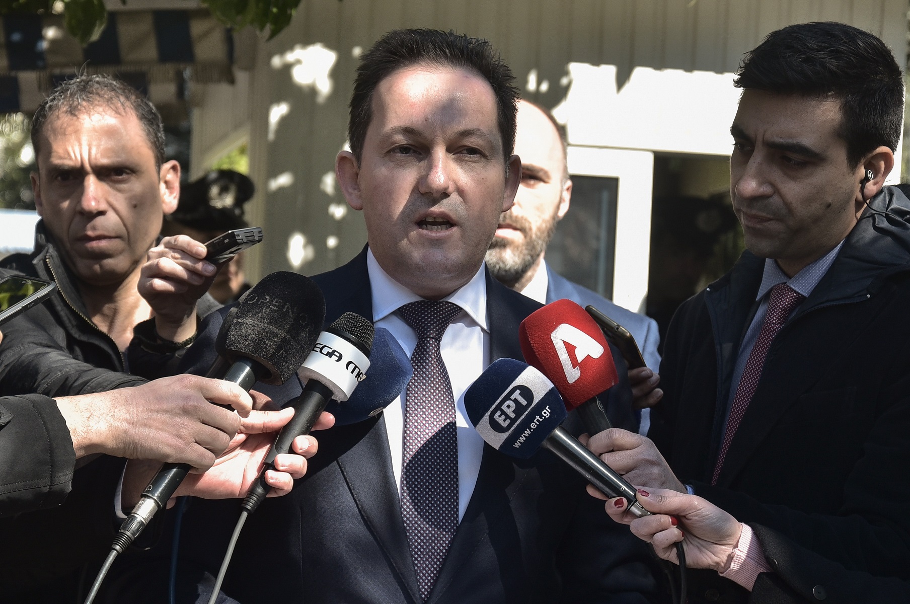 Στέλιος Πέτσας κορωνοϊός: Αν χρειαστεί να προχωρήσουμε σε πλήρη αποκλεισμό της κυκλοφορίας θα το κάνουμε
