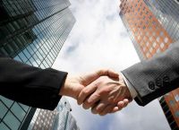 PWC: Επιχειρηματικές συμφωνίες άνω των 3 δισεκατομμυρίων ευρώ το πρώτο δίμηνο