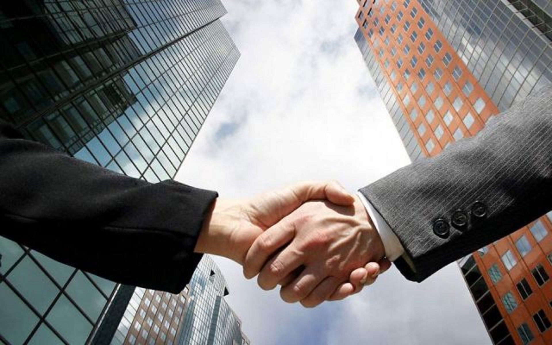 PWC: Επιχειρηματικές συμφωνίες άνω των 3 δισεκατομμυρίων ευρώ το πρώτο δίμηνο