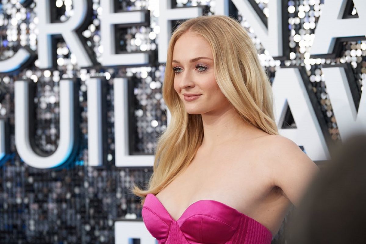 Sophie Turner: Έγκυος η «Σάνσα Σταρκ» του Game of Thrones