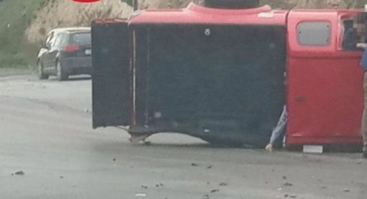 Ηράκλειο: Σοκαριστικό τροχαίο με τέσσερις τραυματίες [pics]