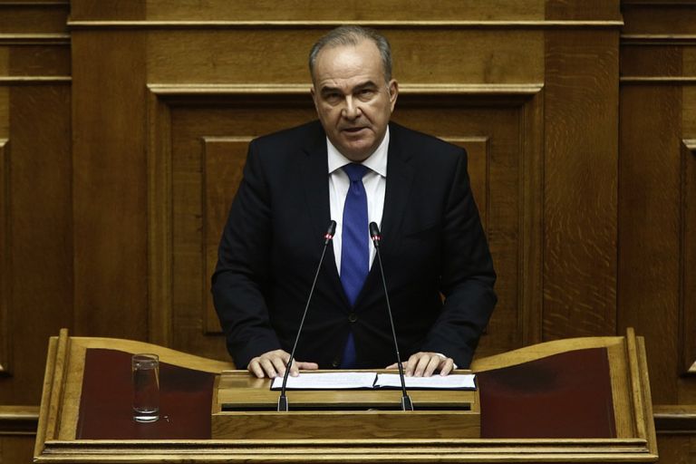 Νίκος Παπαθανάσης: Έτσι θα φτιάξουμε τη δική μας υφασμάτινη μάσκα