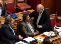 ΣΥΡΙΖΑ: Στα «μαχαίρια» Βούτσης και Πολάκης για την «μάχη των καναλιών» ΣΥΡΙΖΑ: Στα «μαχαίρια» Βούτσης και Πολάκης για την «μάχη των καναλιών»