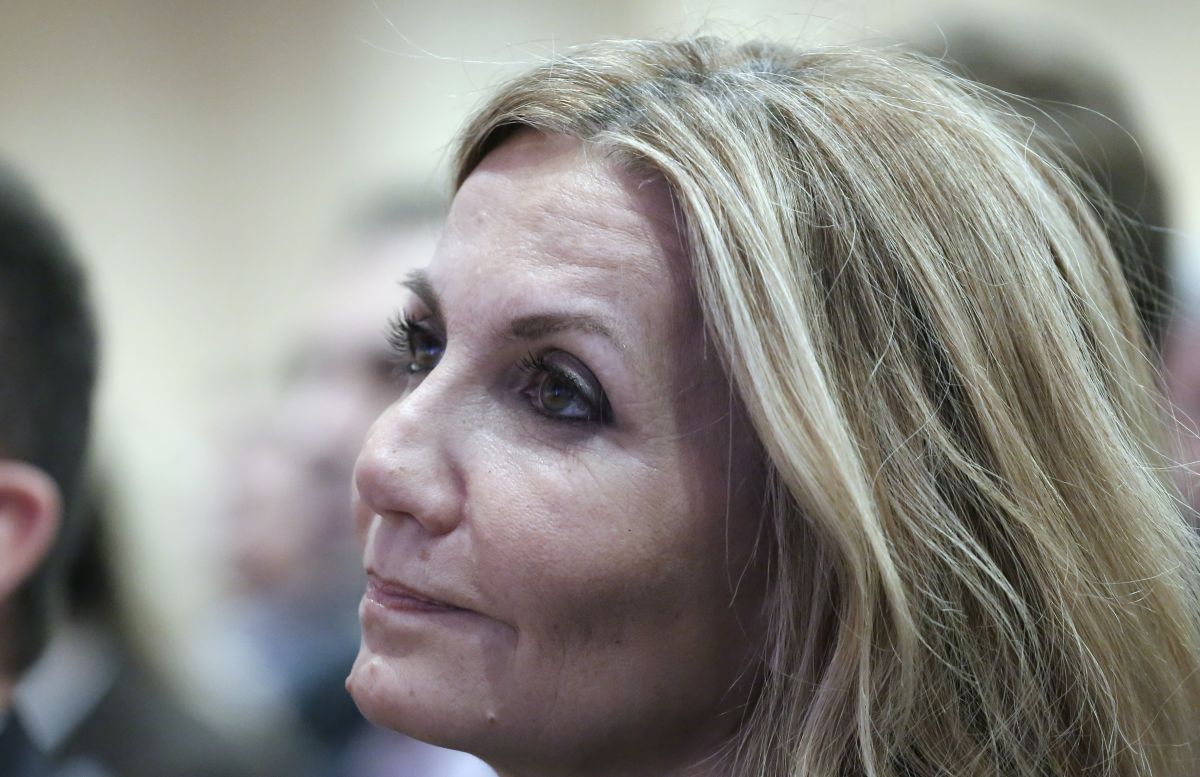 Μαρέβα Μητσοτάκη: “Ξανά στα μπαλκόνια την Κυριακή το βράδυ”