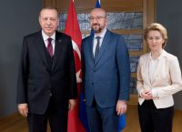 Ερντογάν – ΕΕ: Χωρίς δηλώσεις αποχώρησε από το Ευρωπαϊκό Συμβούλιο ο Τούρκος πρόεδρος