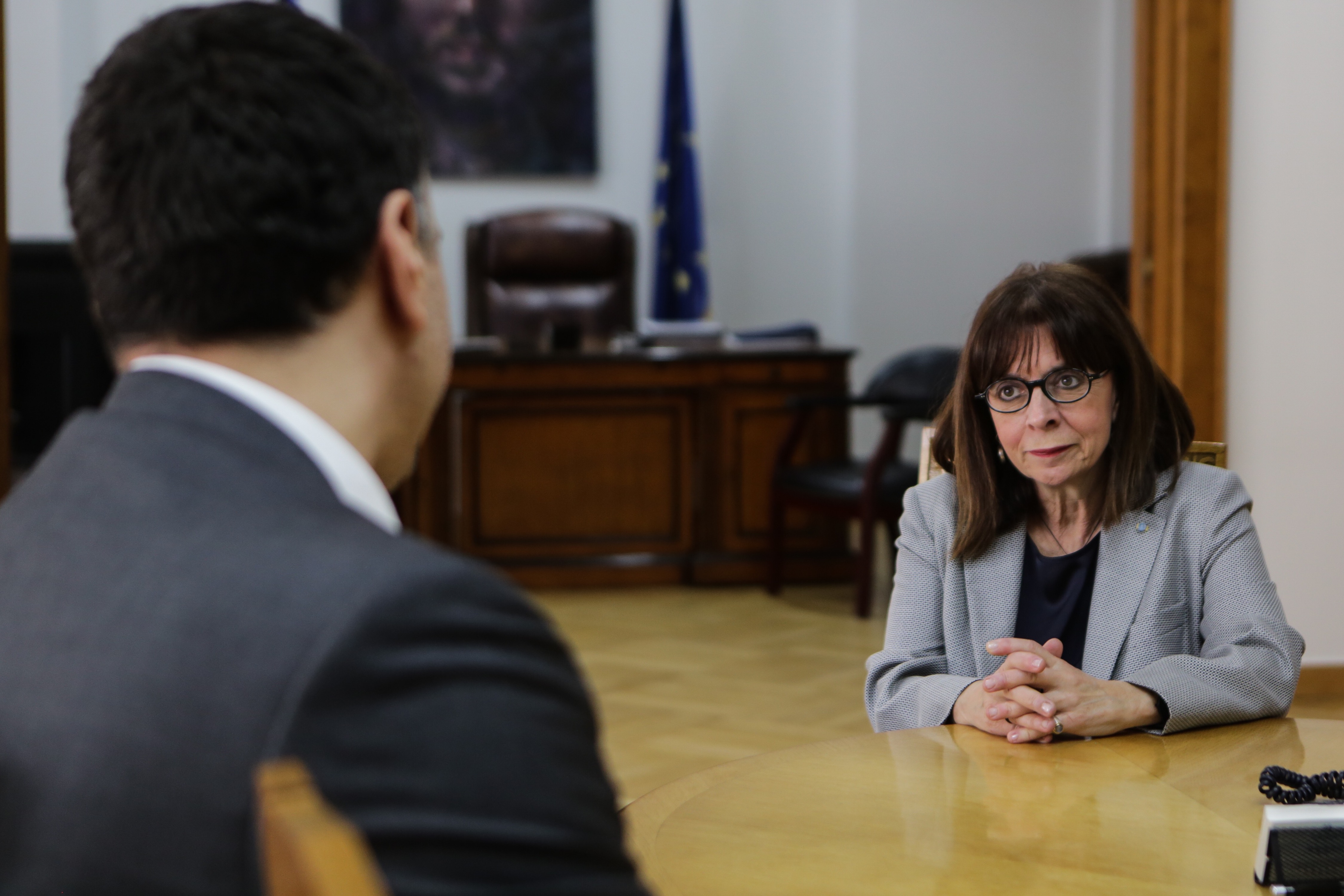 Σακελλαροπούλου – Κικίλιας: Ενημέρωση στην Πρόεδρο της Δημοκρατίας για τον κορωνοϊό