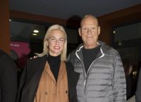 Κορωνοϊός Τζώνη Καλημέρης: Θετικός στον ιό με την σύντροφό του Χριστίνα Κόντοβα [pic]