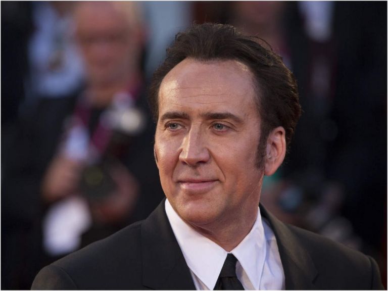 Nicolas Cage: Αυτή είναι η νέα του σύντροφος – Μικρότερη και από τον γιο του [pic]