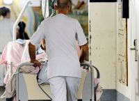 Kορωνοϊός Γαλλία: 753 νέοι θάνατοι – 17.920 ο συνολικός αριθμός των νεκρών