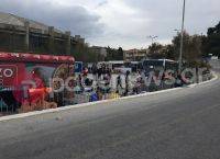 Μεταναστευτικό Μυτιλήνη: Οι μετανάστες παραμένουν στο λιμάνι – Περιμένουν το αρματαγωγό