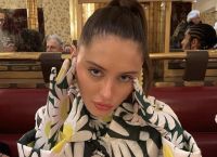 Iris law: Η κόρη του Jude Law έκανε το ντεμπούτο της στην πασαρέλα του οίκου Miu Miu