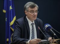 Κορωνοϊός Ελλάδα Τσιόδρας: Οδηγίες για την φροντίδα των ηλικιωμένων