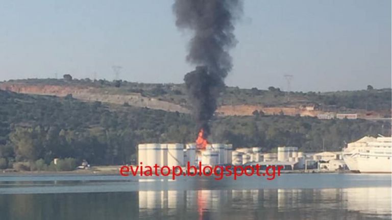 Χαλκίδα Πυρκαγιά: Ξέσπασε φωτιά σε αποθήκη χημικών