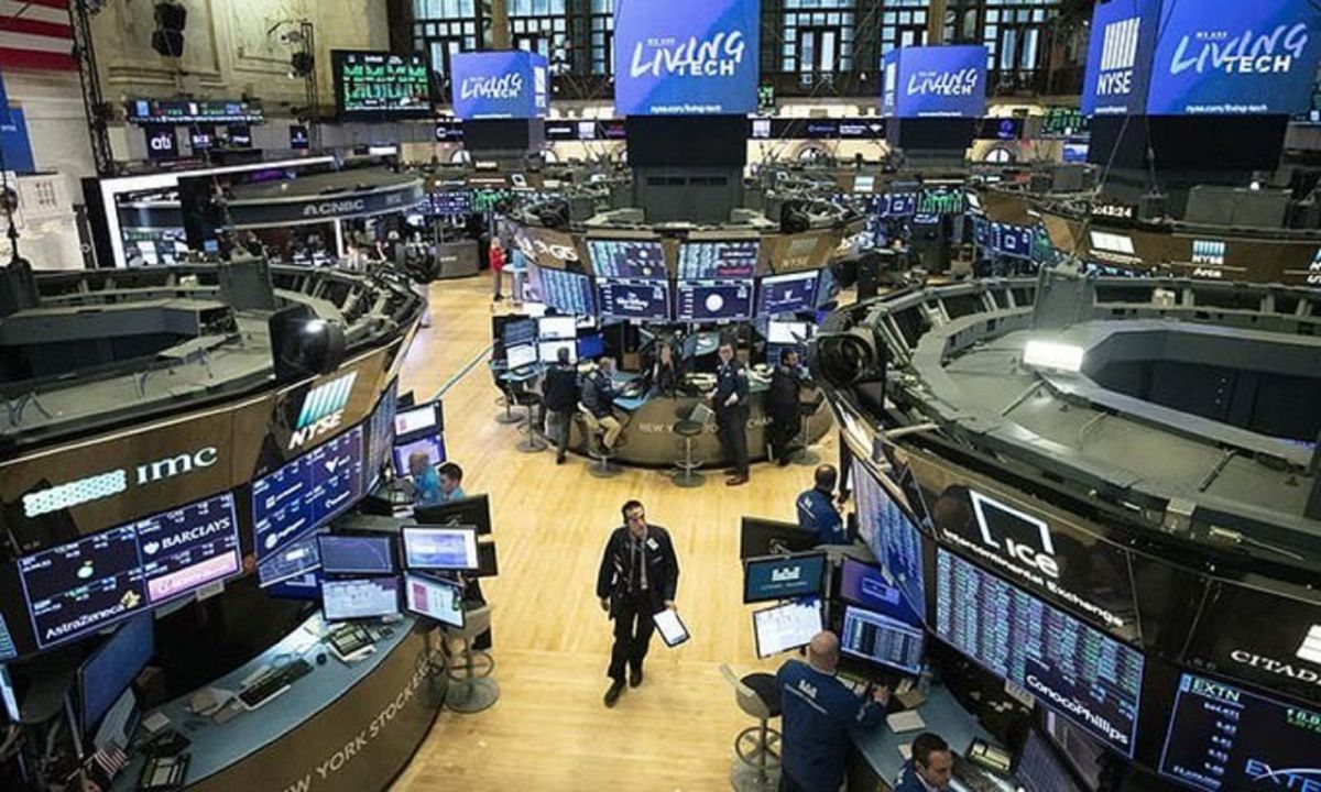 ΗΠΑ κορωνοϊός: Τυπώνει χρήμα η FED – Αλλαγή τάσης στις διεθνείς αγορές