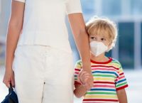 Mάσκα για παιδιά κάτω των 2 ετών: Eπικίνδυνη η χρήση της σύμφωνα με την Ιαπωνική Παιδιατρική Ένωση Mάσκα για παιδιά κάτω των 2 ετών: Eπικίνδυνη η χρήση της σύμφωνα με την Ιαπωνική Παιδιατρική Ένωση