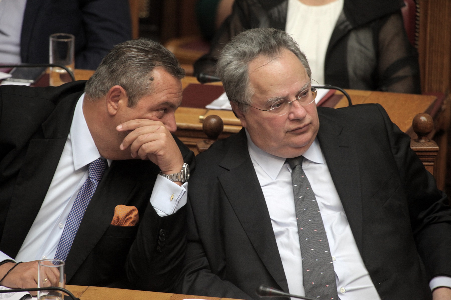 Πάνος Καμμένος – Νίκος Κοτζιάς: Στη Βουλή η μήνυση για τη βίζα