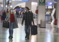Κορωνοϊός ταξίδια: Άδεια τα ευρωπαϊκά αεροδρόμια