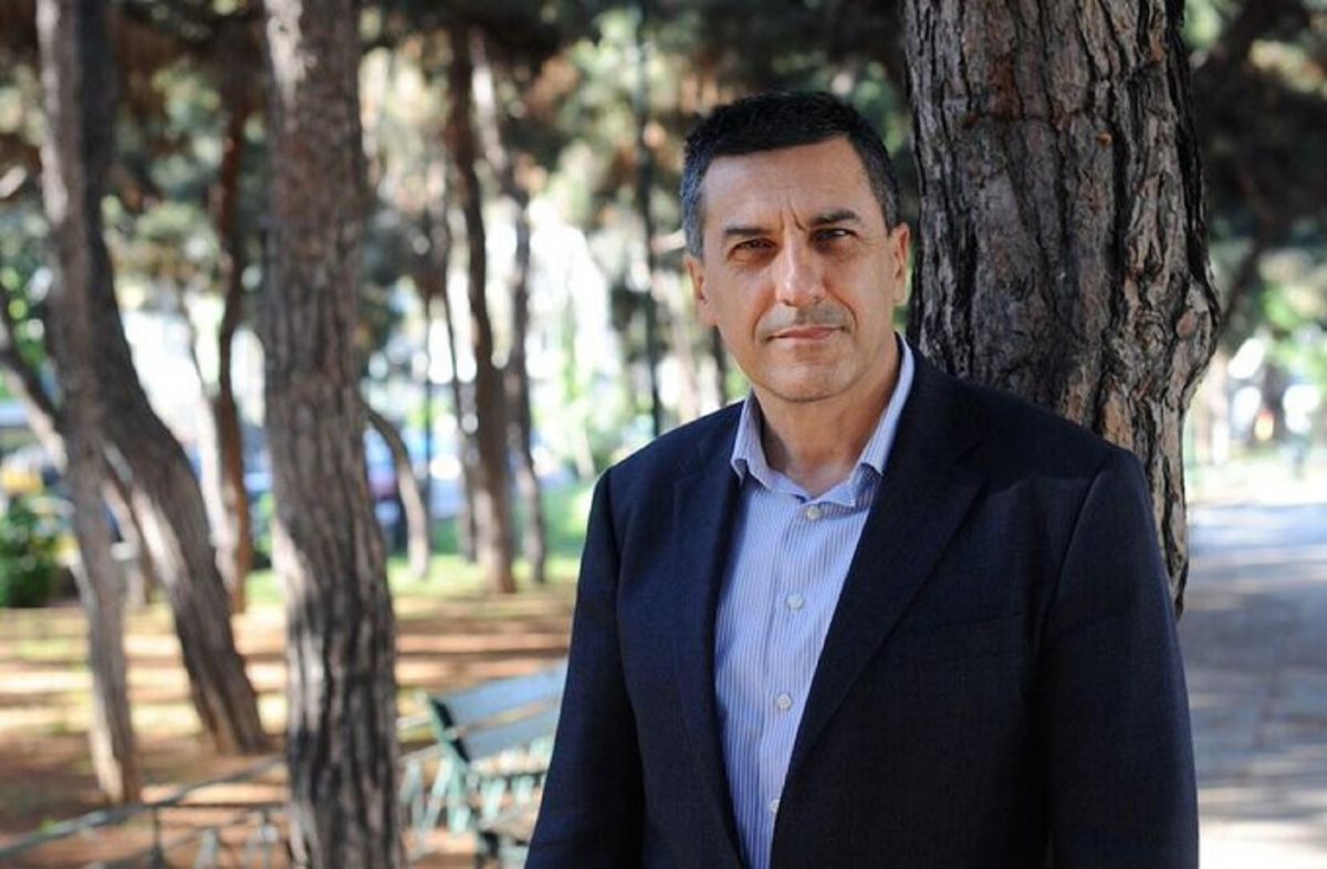 Σοκάρει Έλληνας καθηγητής:  “Πάνω από 5.000 κρούσματα σε 15 μέρες – Θα πεθαίνουμε αν δεν πάρουμε μέτρα”