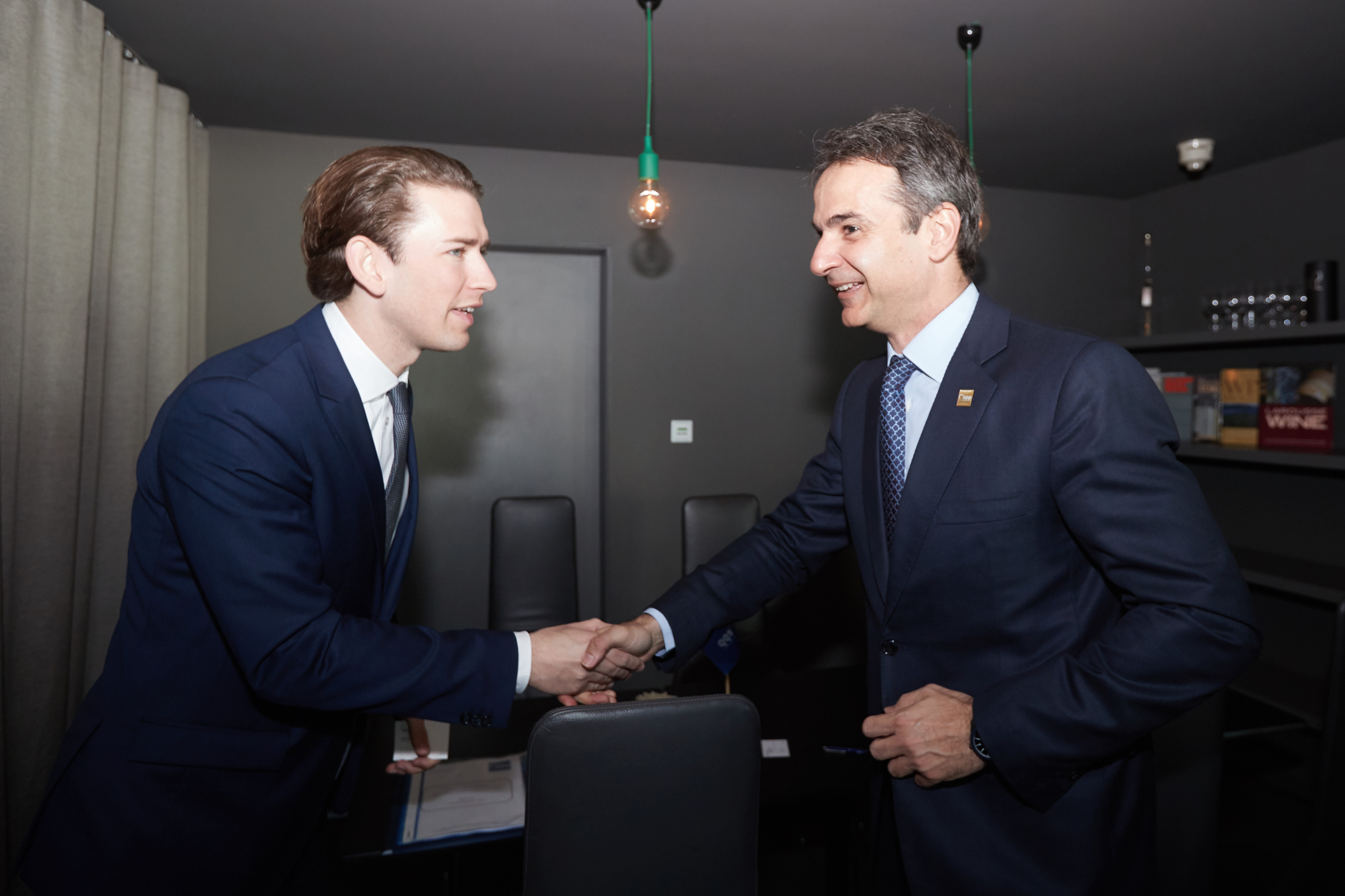 Κυριάκος Μητσοτάκης – Σεμπάστιαν Κουρτς: Ο καγκελάριος της Αυστρίας θα επαναλάβει τη στήριξη στην Ελλάδα