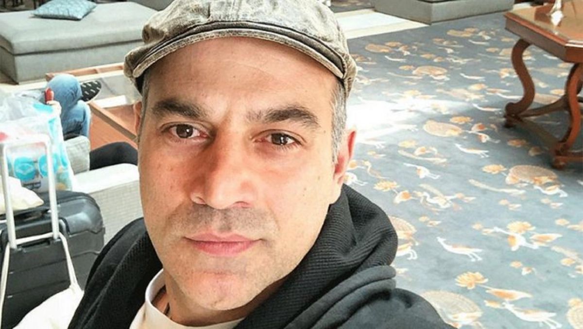 Κρατερός Κατσούλης: “Λύγισε” ο παρουσιαστής στο αντίο στον Πάνο Χατζηκουτσέλη
