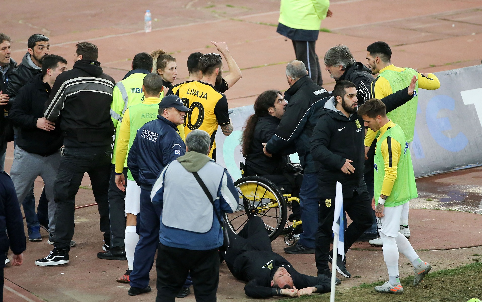 Νίκος Ξυροκώστας: Κατήγγειλε λεκτική επίθεση από τους ανθρώπους του Άρη