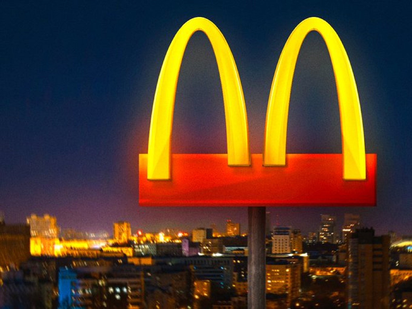 Τα McDonalds ανακοίνωσαν απίστευτη αλλαγή λογοτύπου για τον κορωνοϊό