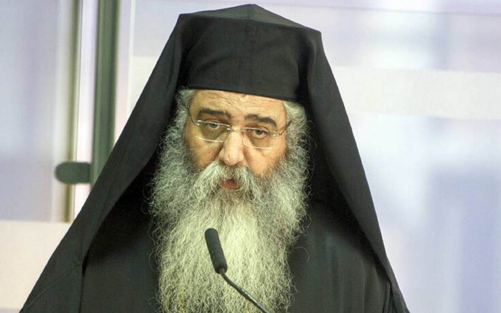 Μόρφου Κύπρος: «Πρέπει να διαλέξουν τον νόμο του κράτους ή του Χριστού»