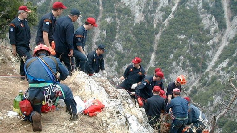 Μεσσηνία νεκρή: 32χρονη νηπιαγωγός έπεσε από φαράγγι 40 μέτρων