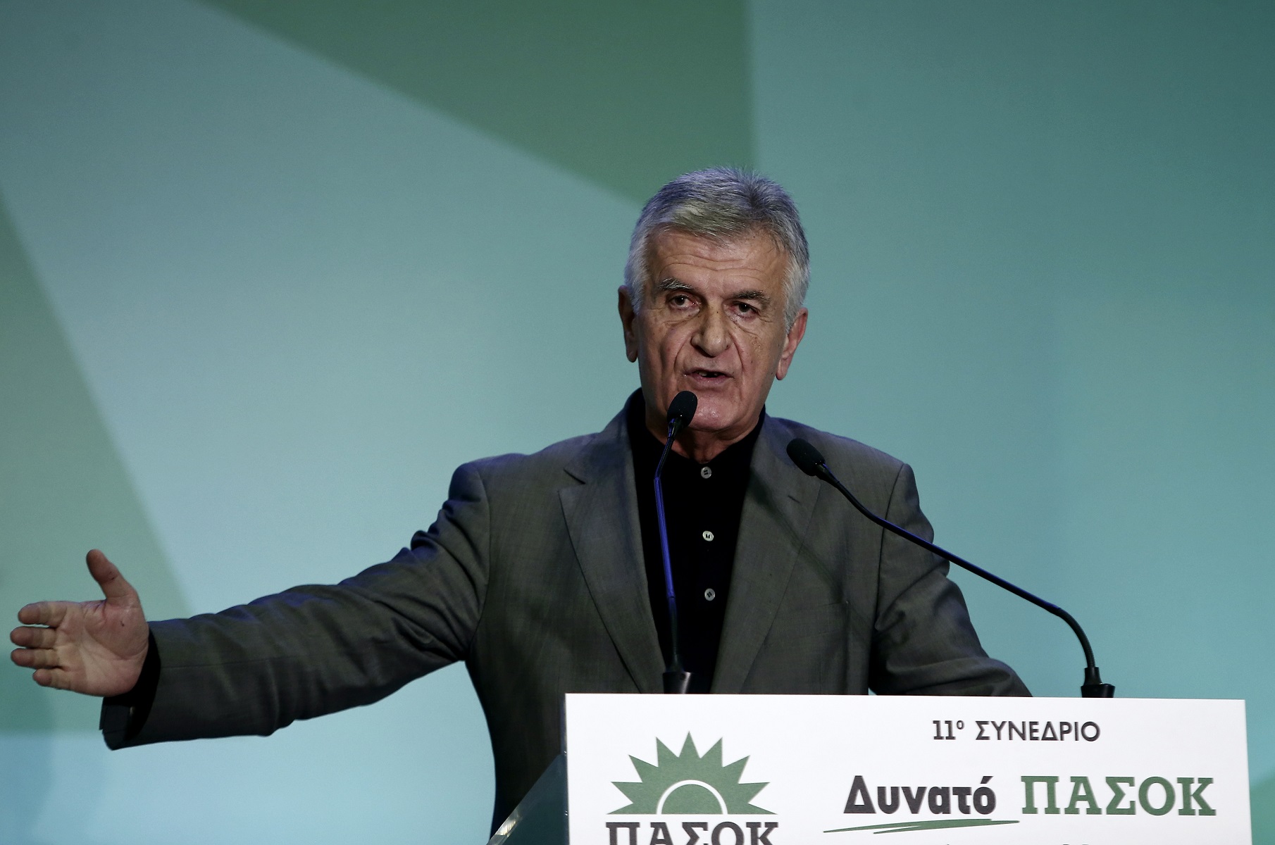 Πέθανε ο Φίλιππος Πετσάλνικος