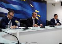 800 ευρώ Μάιος: Την επόμενη εβδομάδα η καταβολή του επιδόματος