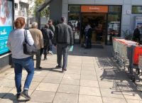 Εορταστικό ωράριο: Τι ώρες θα λειτουργήσουν τα καταστήματα Εορταστικό ωράριο: Τι ώρες θα λειτουργήσουν τα καταστήματα